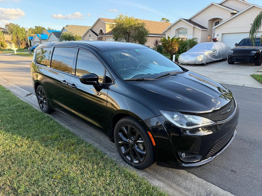 Chrysler Pacifica