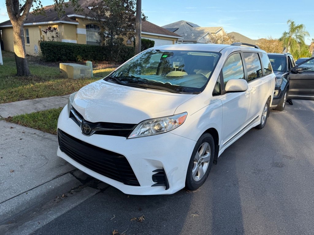 Toyota Sienna